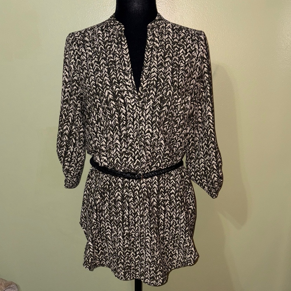 Bundle 2 Lush Women's Black & White and Maroon Tunics